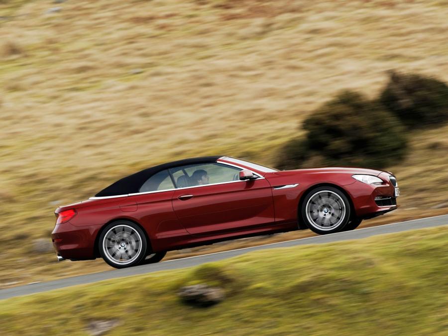  BMW 640i Convertible 2011 года  (UK) (фото 9 из 13)